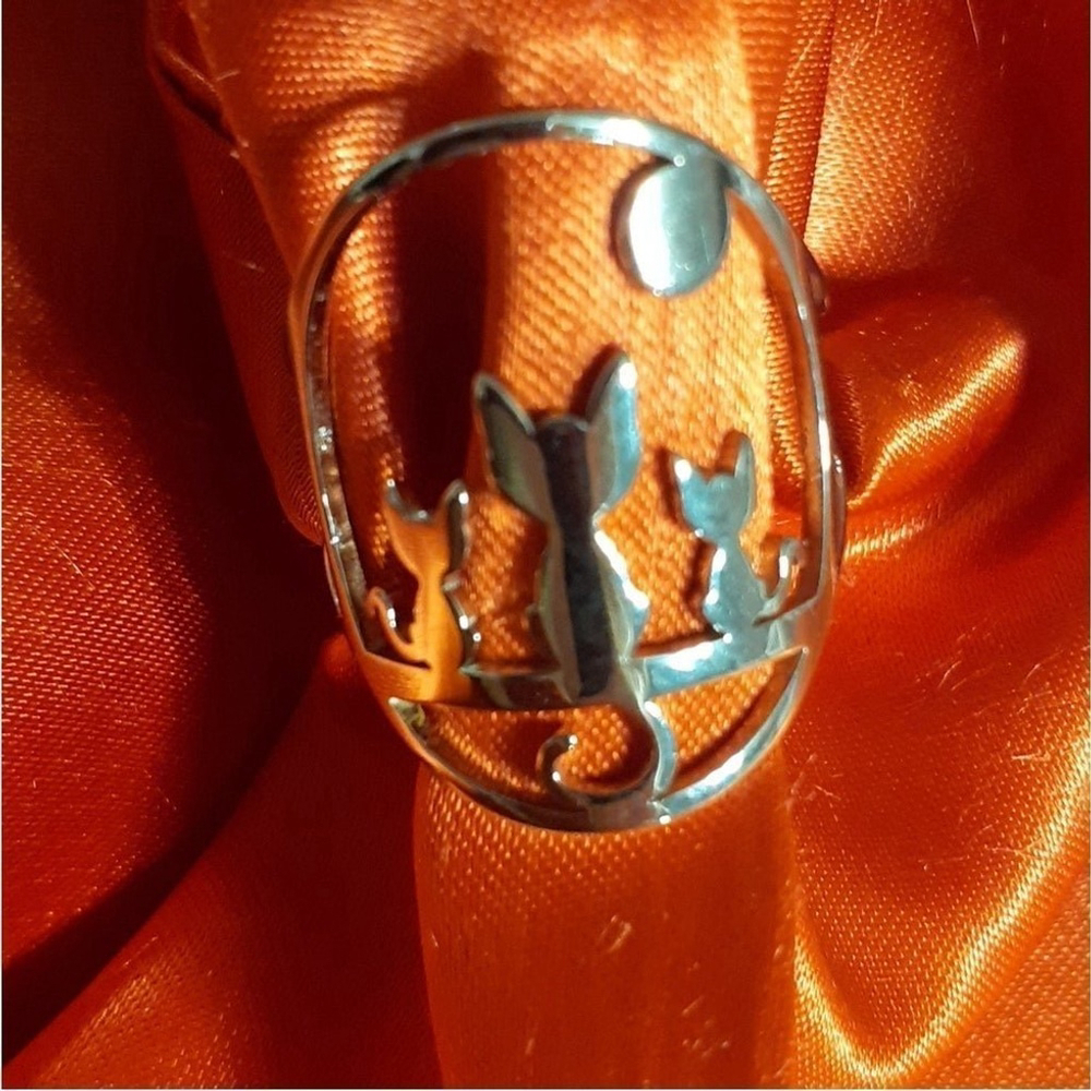 Sweet KITTY RING. Sz 7+ adjustable - Picture 4 of 5